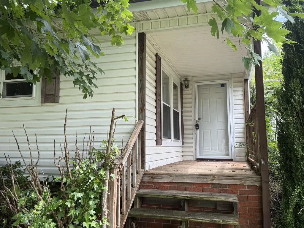 100 Oak Grove Church Road Corbin KY 40701