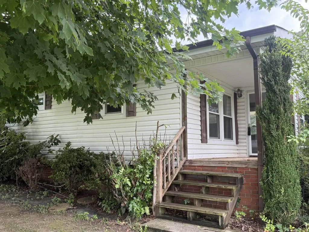 100 Oak Grove Church Road Corbin KY 40701