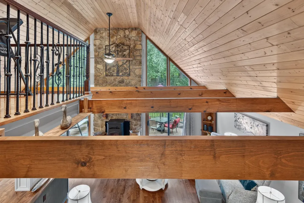 34 Dogwood Hills London KY 40741