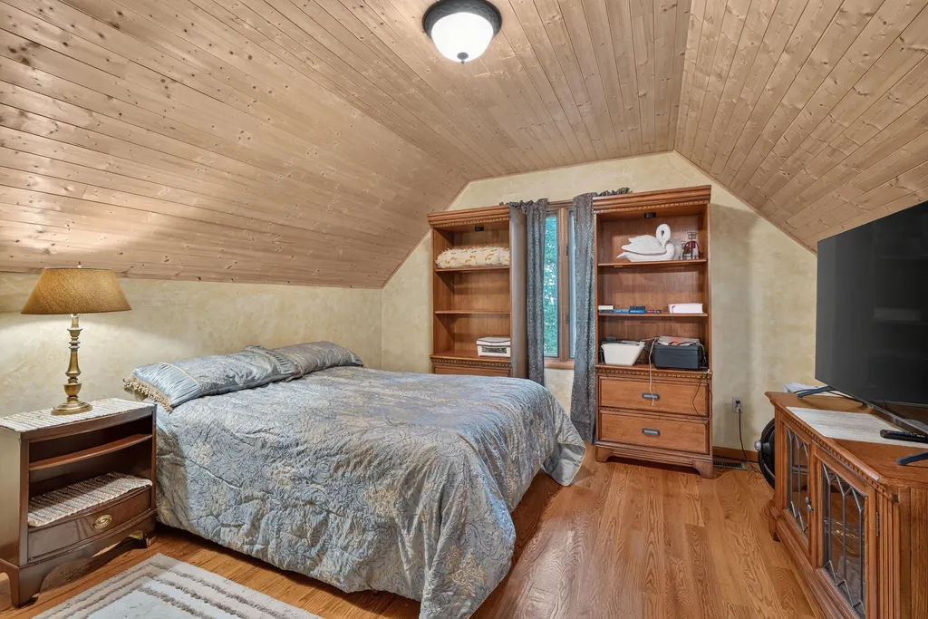 34 Dogwood Hills London KY 40741