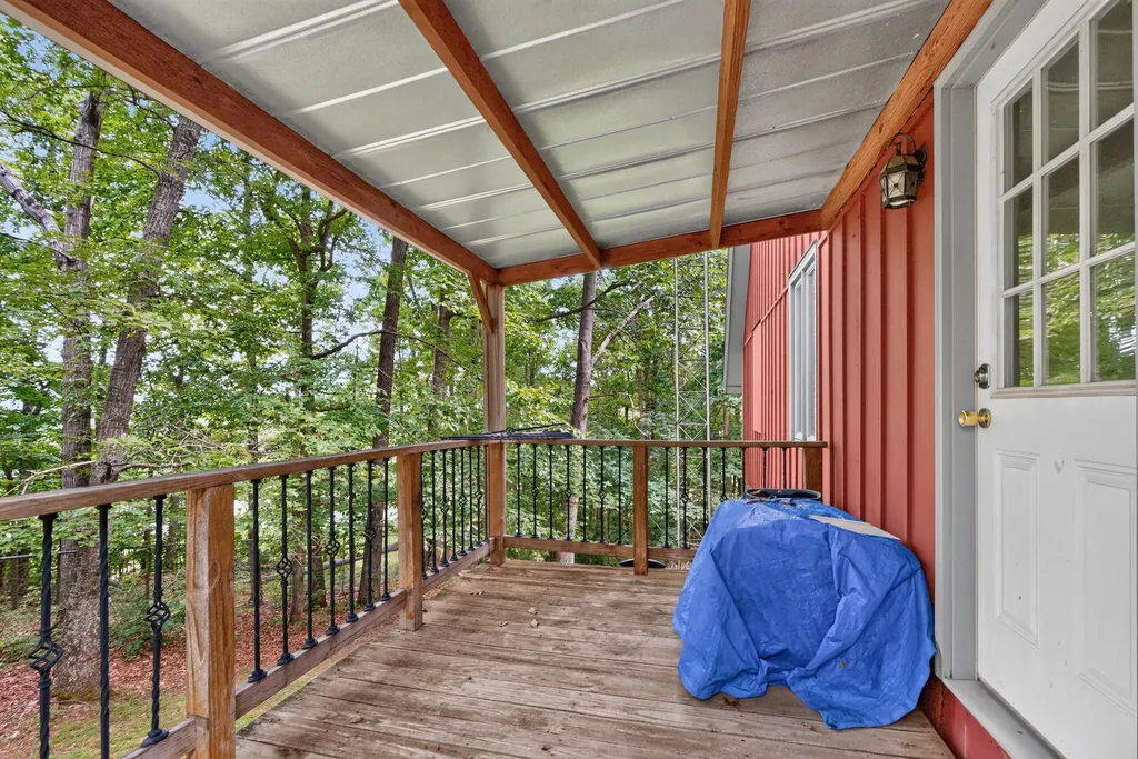 34 Dogwood Hills London KY 40741