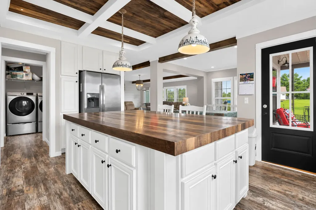 126 Linda Lou Lane Science Hill KY 42553