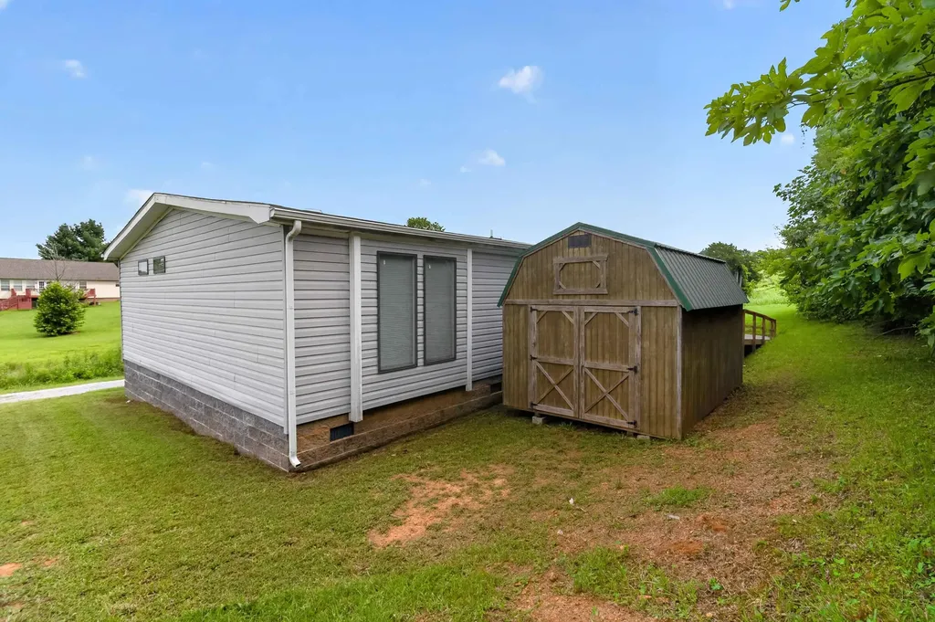 126 Linda Lou Lane Science Hill KY 42553