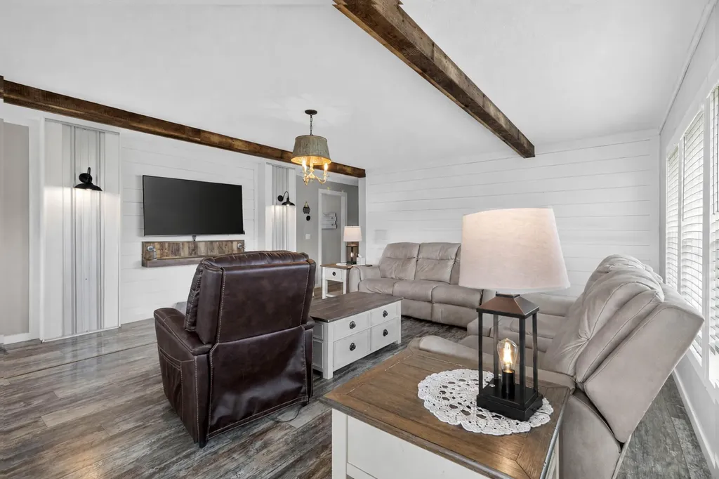 126 Linda Lou Lane Science Hill KY 42553