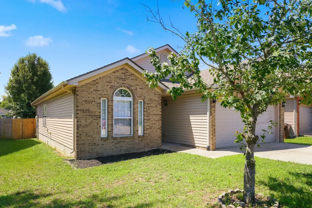 110 Baybrook Circle Nicholasville KY 40356