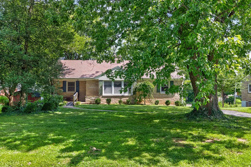 805 Sunset Drive Danville KY 40422