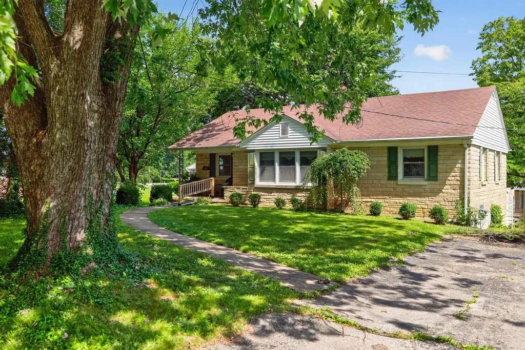 805 Sunset Drive Danville KY 40422