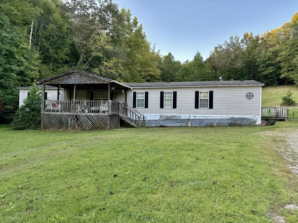 371 Jarvis Branch Road Barbourville KY 40906