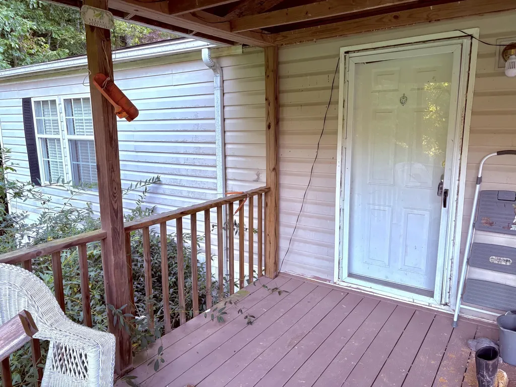 371 Jarvis Branch Road Barbourville KY 40906