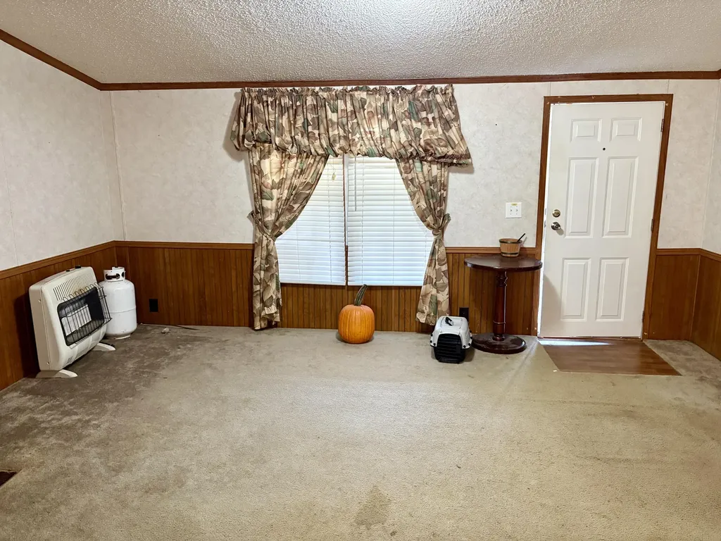 371 Jarvis Branch Road Barbourville KY 40906