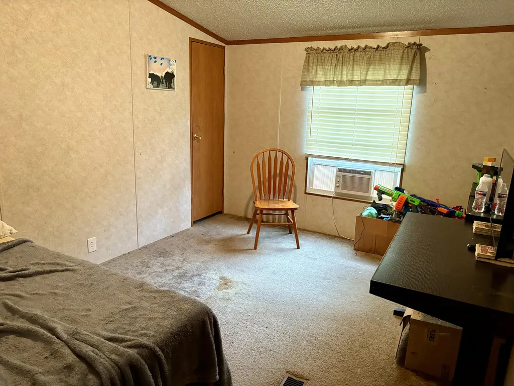 371 Jarvis Branch Road Barbourville KY 40906