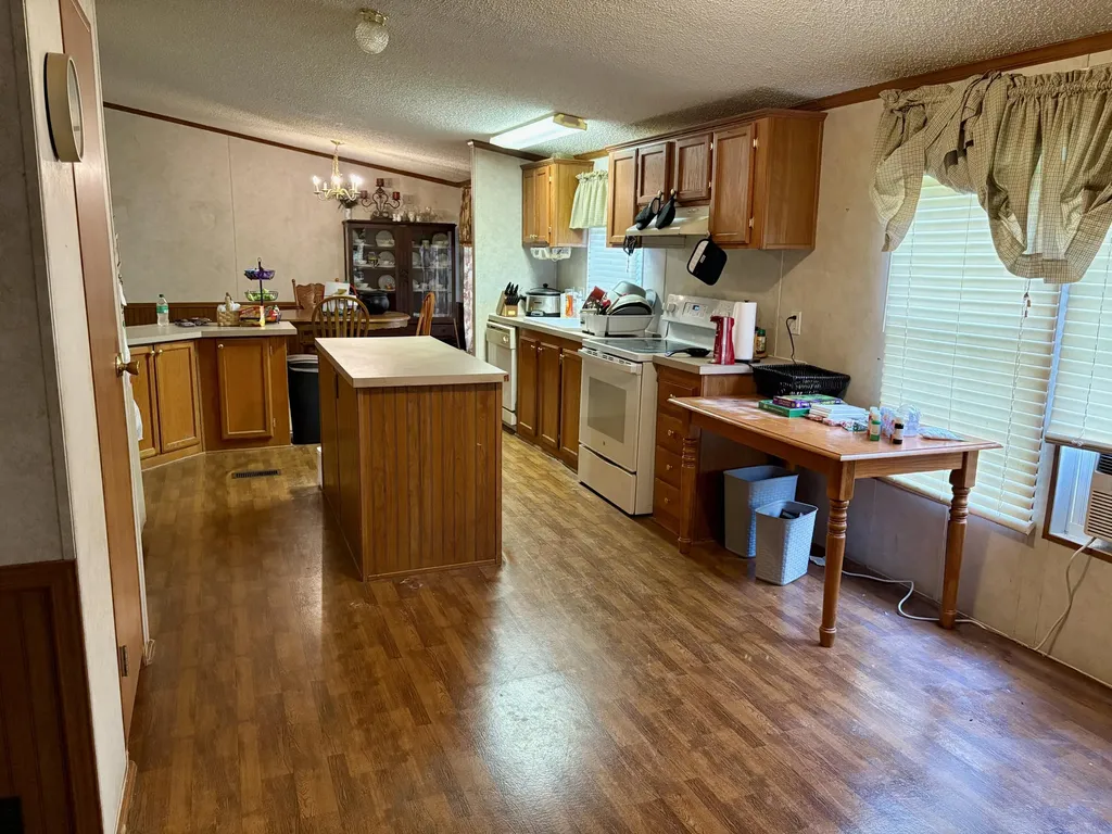 371 Jarvis Branch Road Barbourville KY 40906