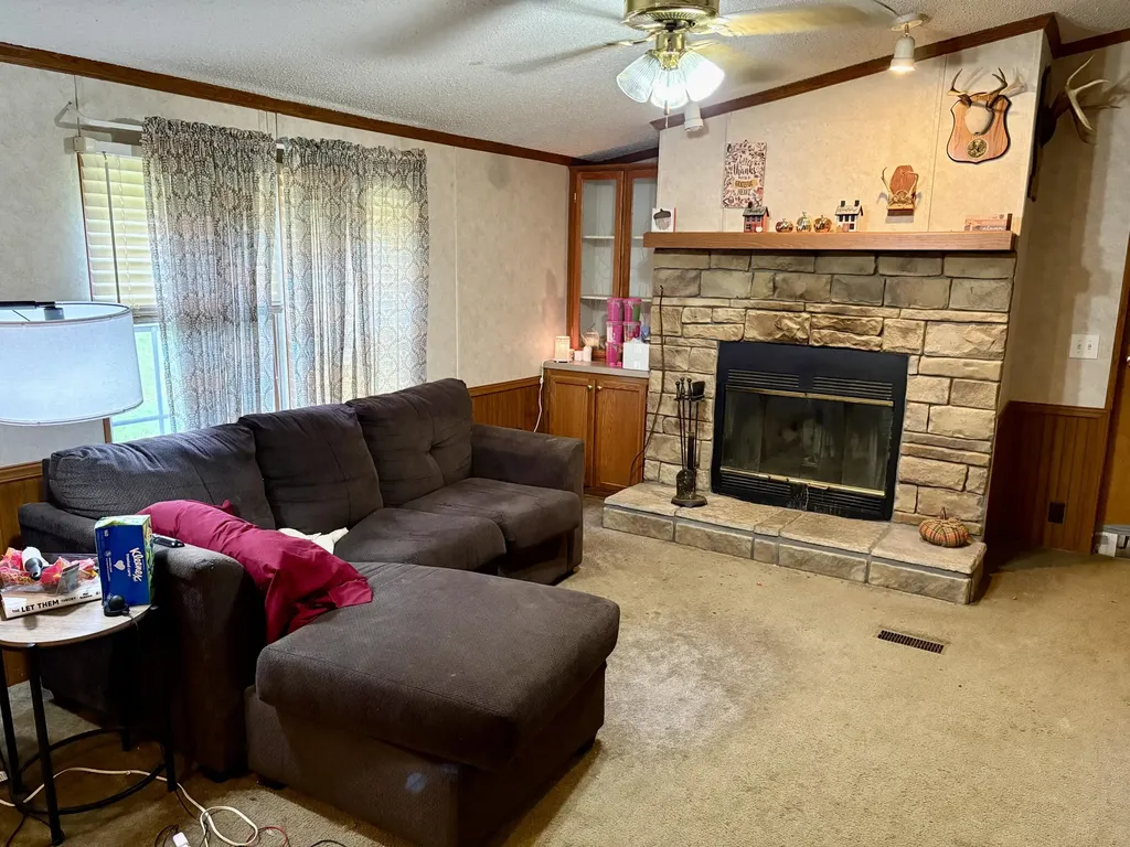 371 Jarvis Branch Road Barbourville KY 40906