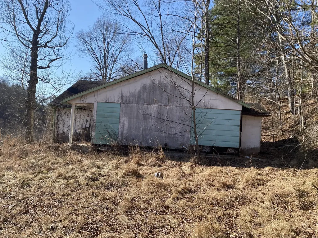 371 Jarvis Branch Road Barbourville KY 40906
