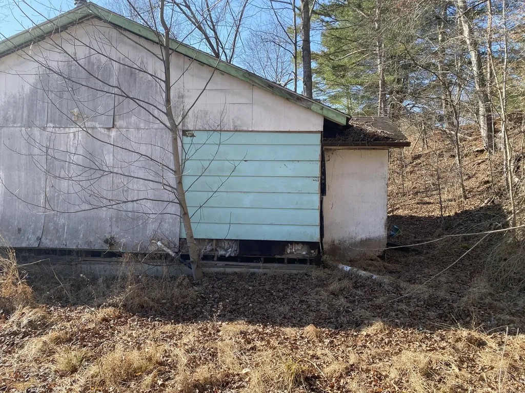 371 Jarvis Branch Road Barbourville KY 40906