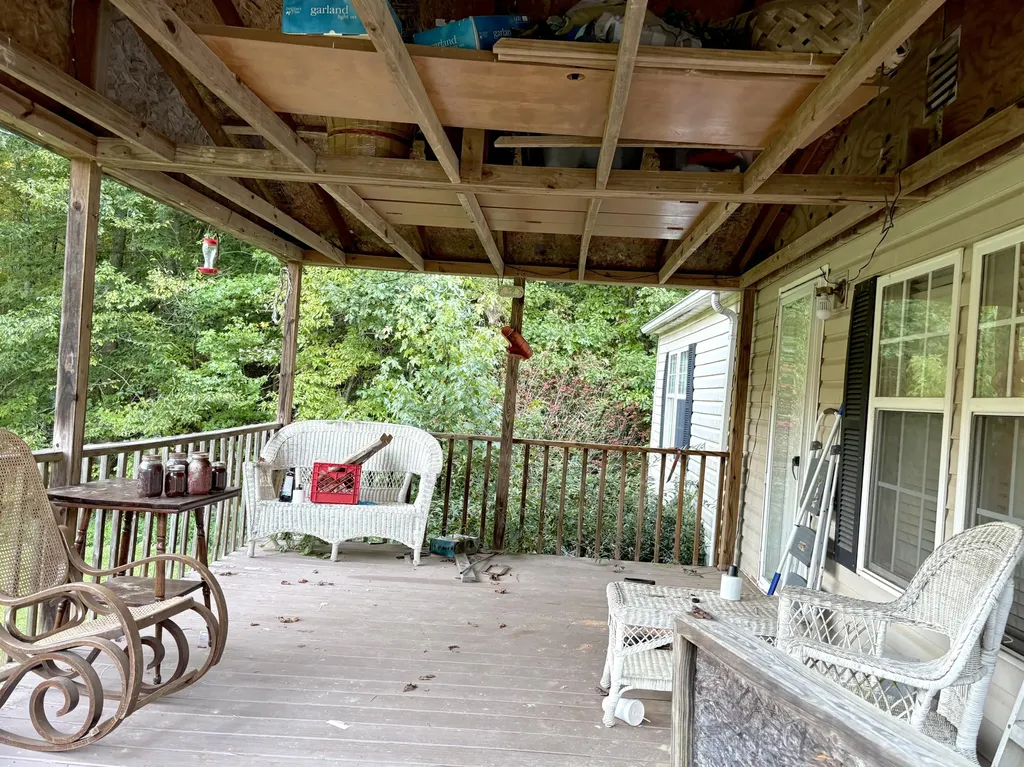 371 Jarvis Branch Road Barbourville KY 40906