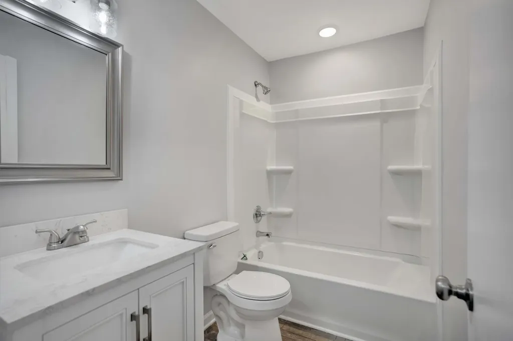 1108 Pembroke Oak Grove Road Oak Grove KY 42262