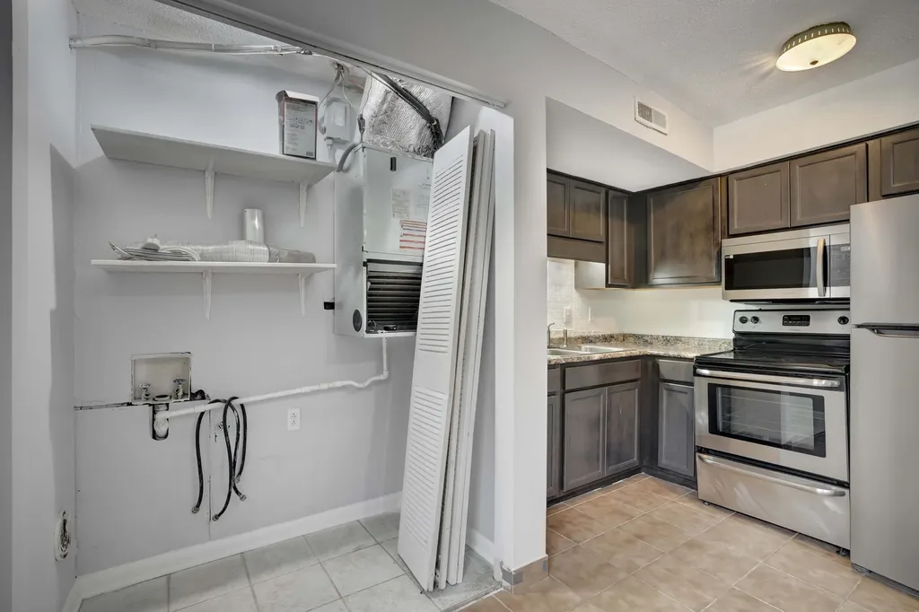 1108 Pembroke Oak Grove Road Oak Grove KY 42262