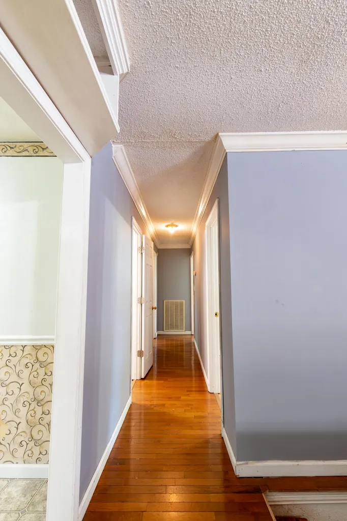 197 Dogwood Trail Gilbertsville KY 42044