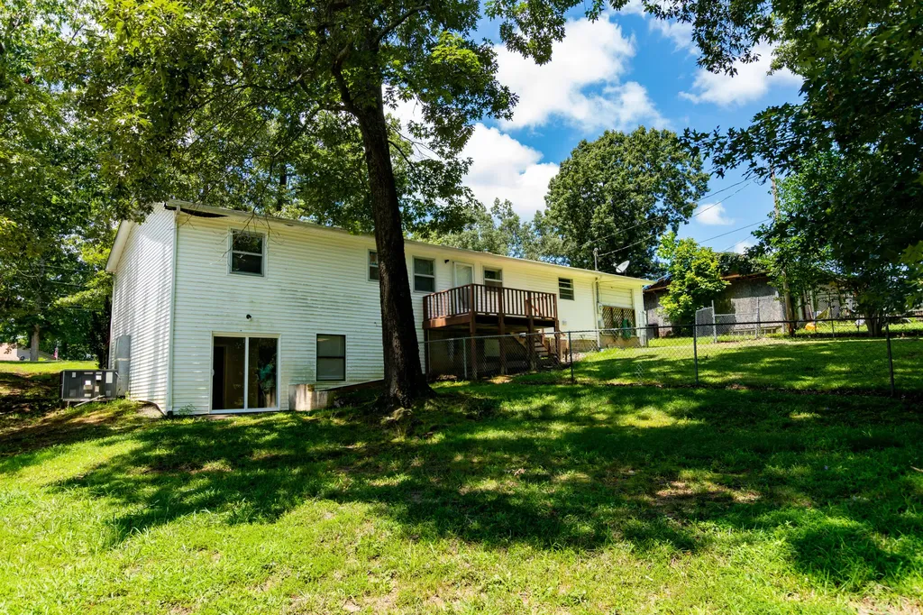 197 Dogwood Trail Gilbertsville KY 42044
