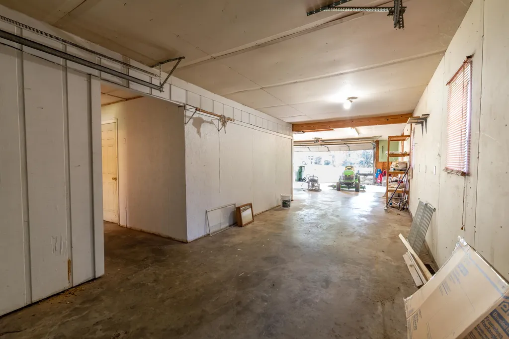 197 Dogwood Trail Gilbertsville KY 42044