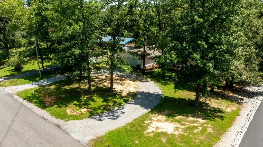 197 Dogwood Trail Gilbertsville KY 42044