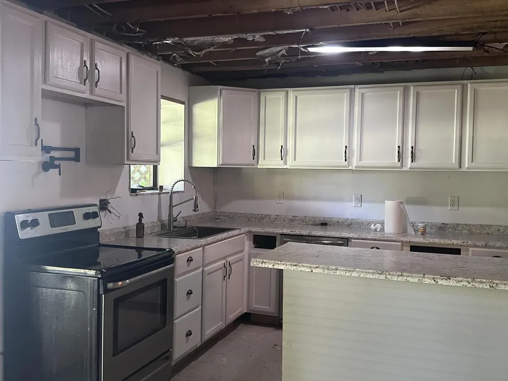 1865 Blair School Road Russell Springs KY 42642