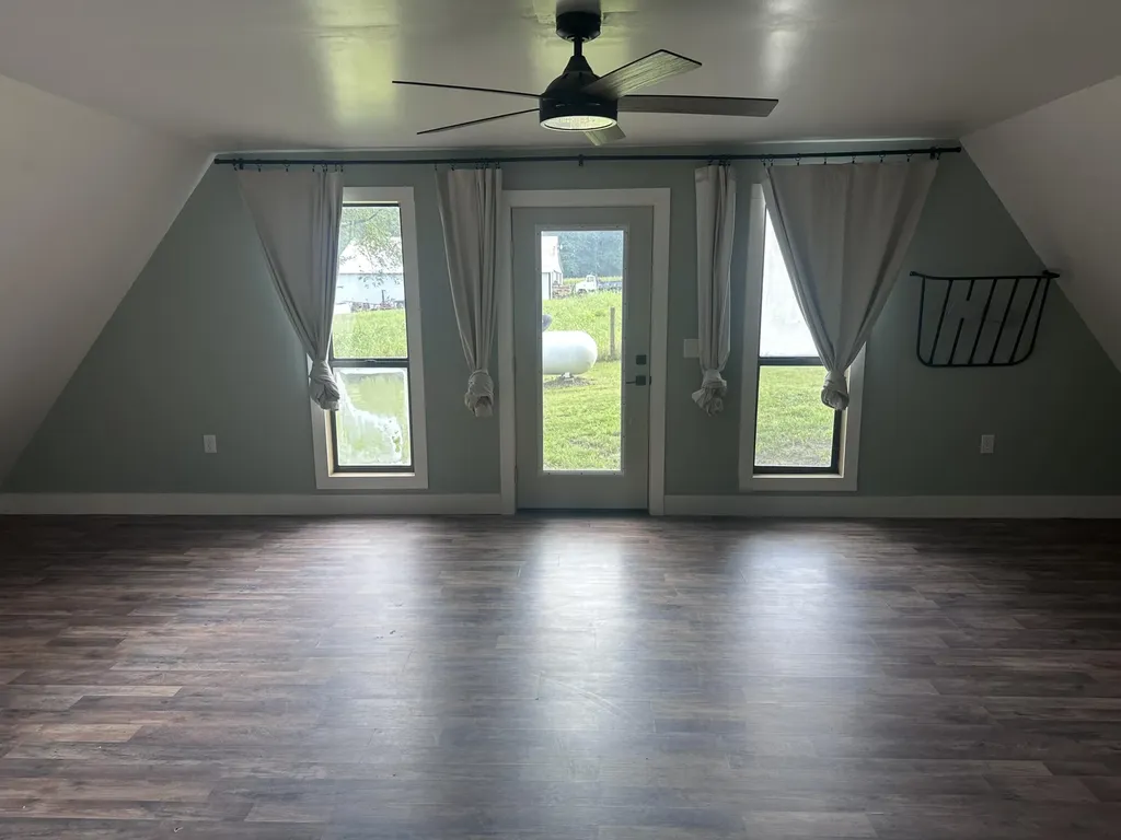 1865 Blair School Road Russell Springs KY 42642