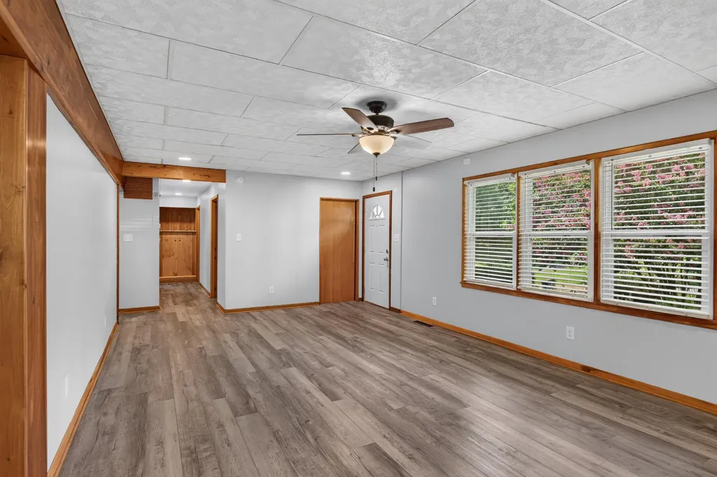 703 East Drive Danville KY 40422
