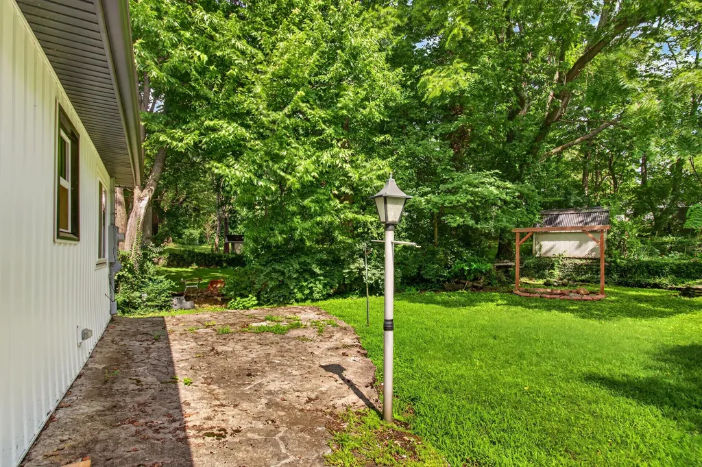 703 East Drive Danville KY 40422