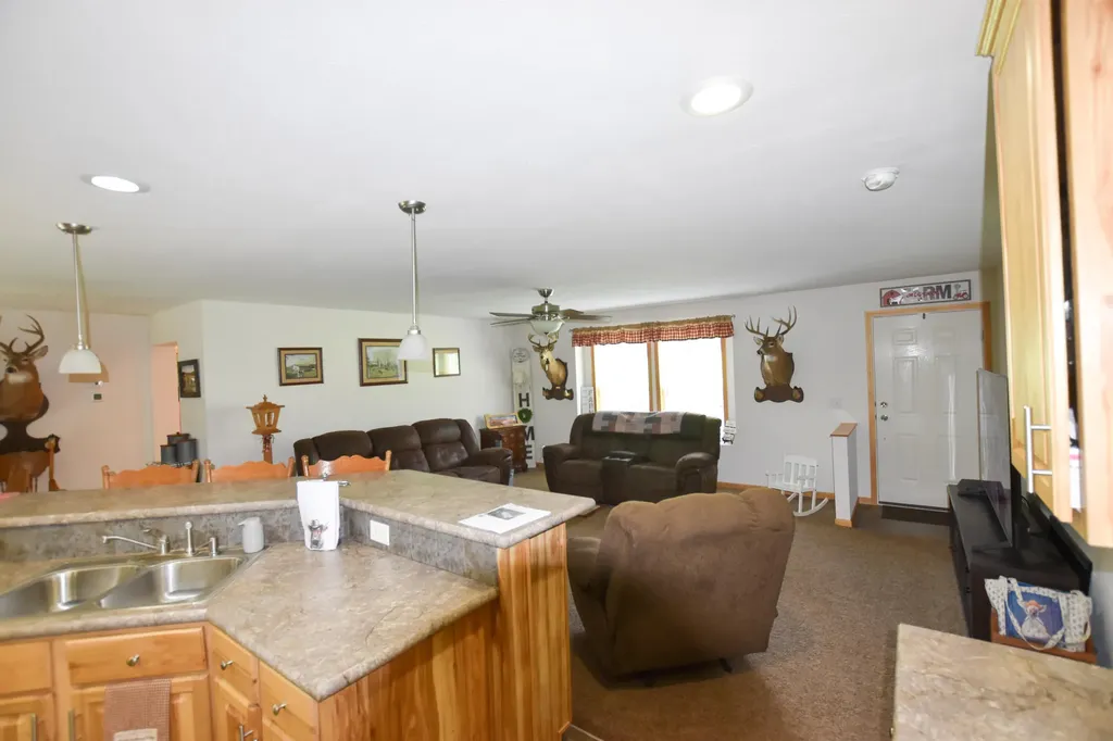 444 May Hollow Road Tollesboro KY 41189
