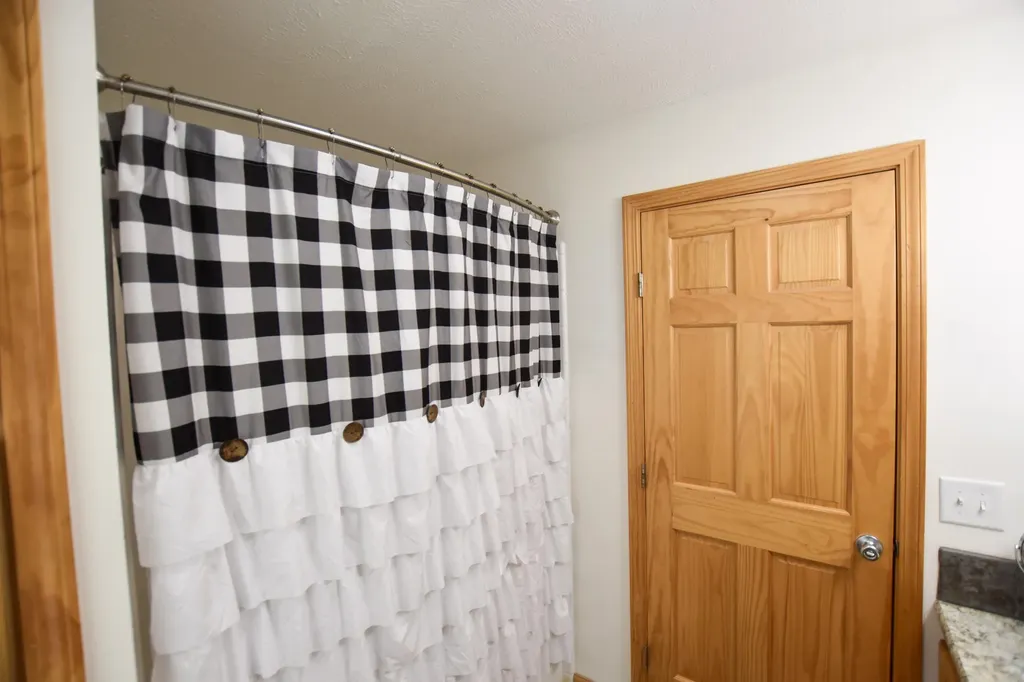 444 May Hollow Road Tollesboro KY 41189