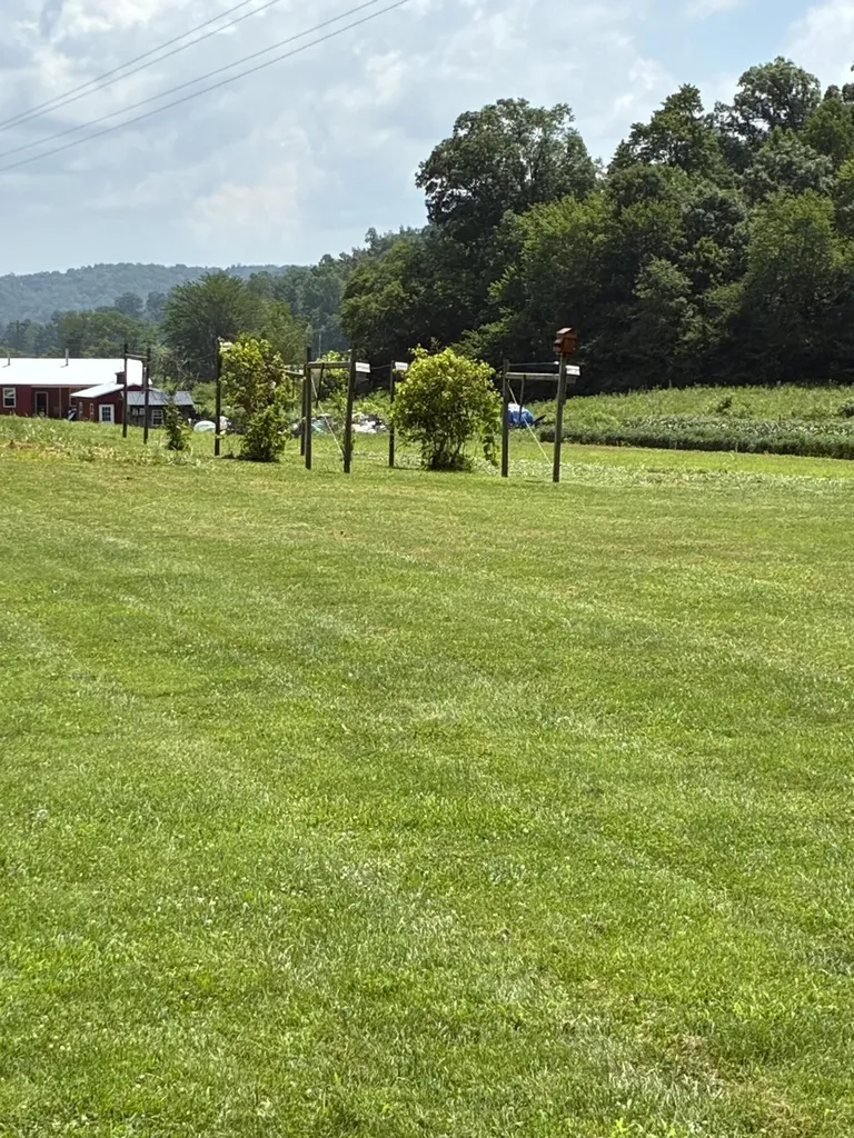 1183 Highway 2027 Campton KY 41301