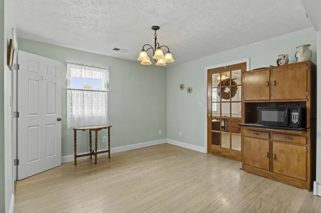 323 Charlie Norris Road Richmond KY 40475