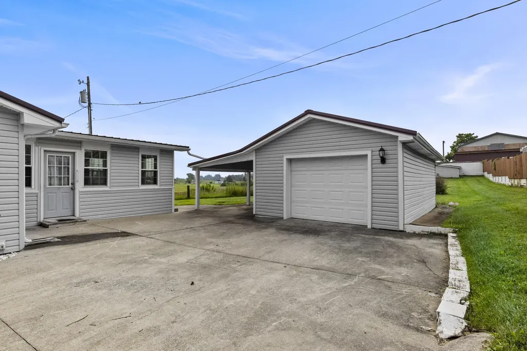 323 Charlie Norris Road Richmond KY 40475