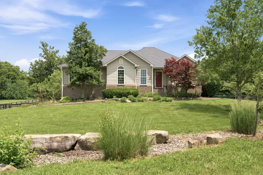 1208 Clear Creek Road Nicholasville KY 40356