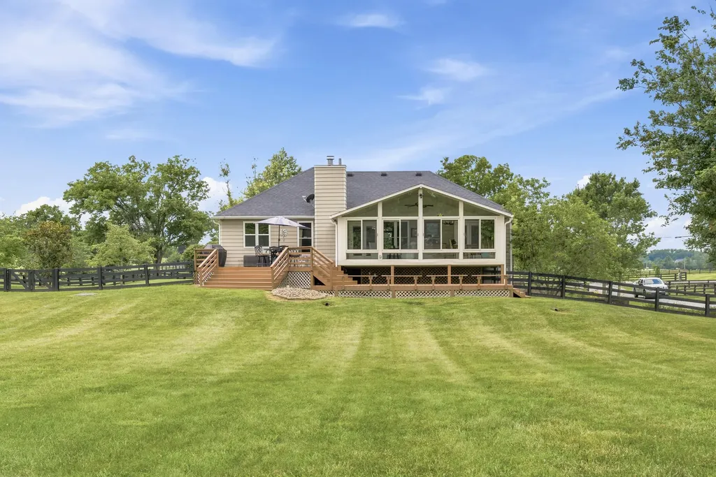1208 Clear Creek Road Nicholasville KY 40356
