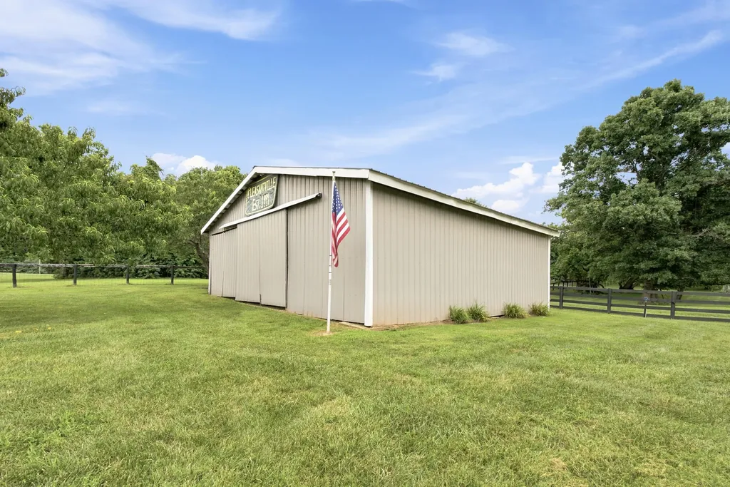1208 Clear Creek Road Nicholasville KY 40356