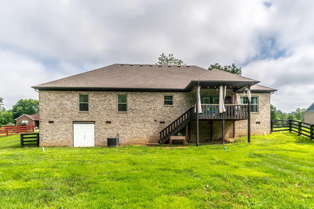 298 Waco Heights Waco KY 40385