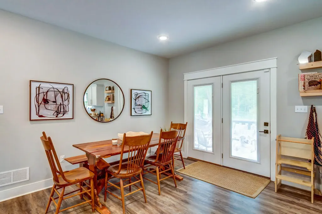 298 Waco Heights Waco KY 40385