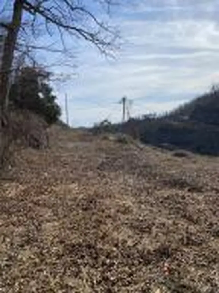 980 Bess Daniels Drive Prestonsburg KY 41653