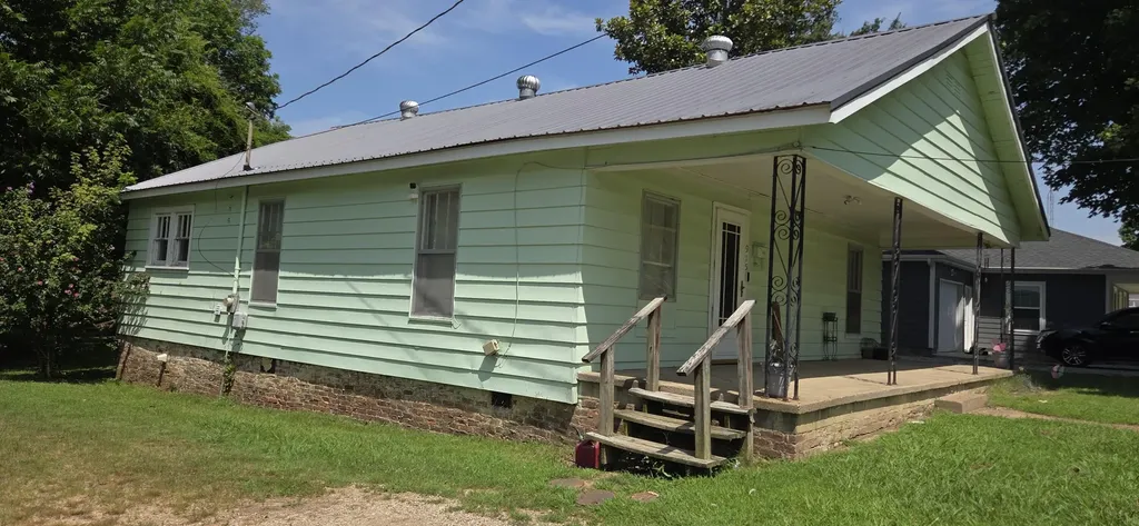 915 S 10th Mayfield KY 42066