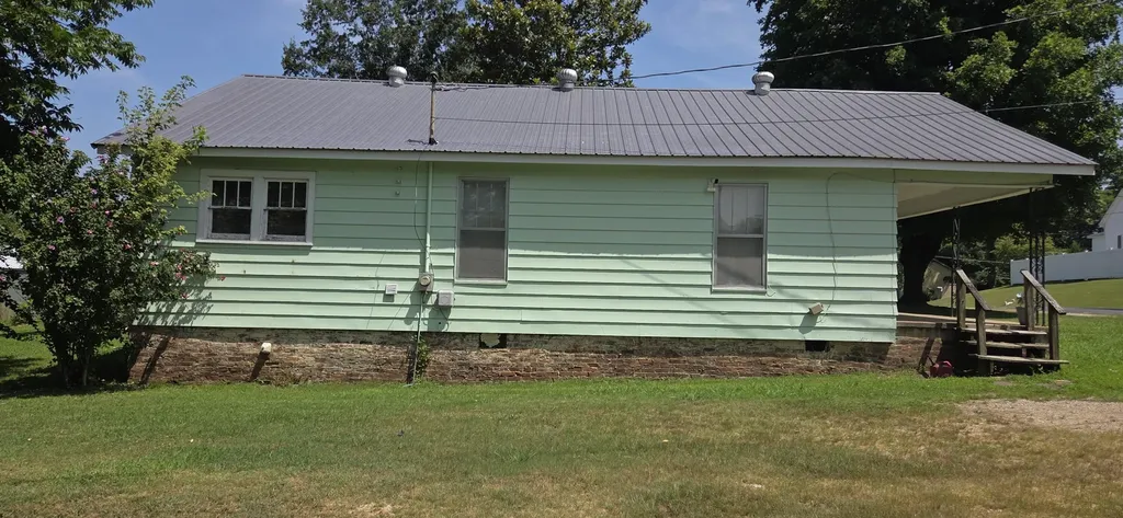 915 S 10th Mayfield KY 42066