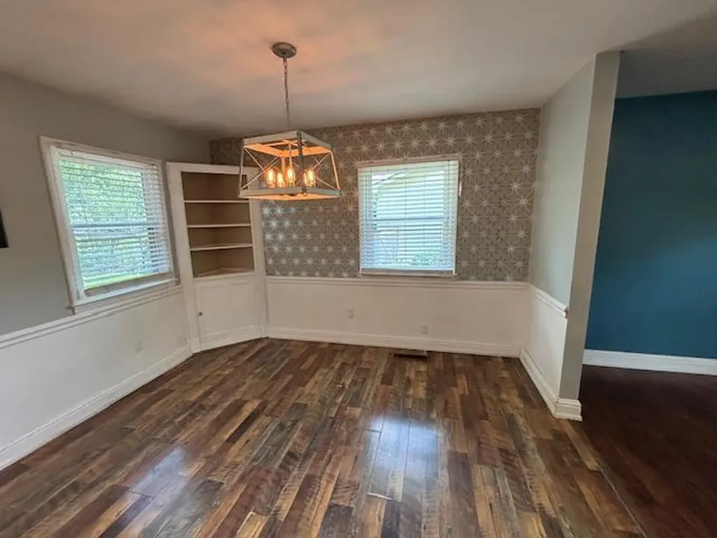 3527 Greentree Road Lexington KY 40517