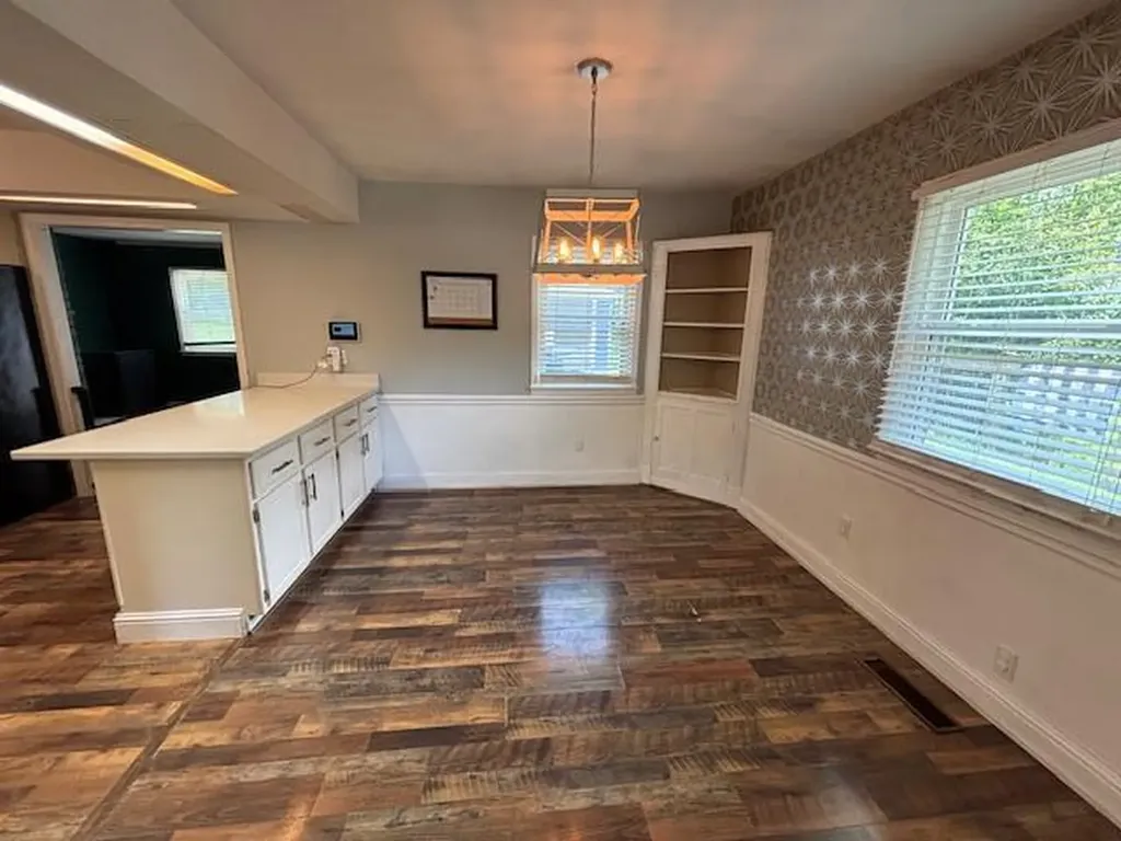 3527 Greentree Road Lexington KY 40517