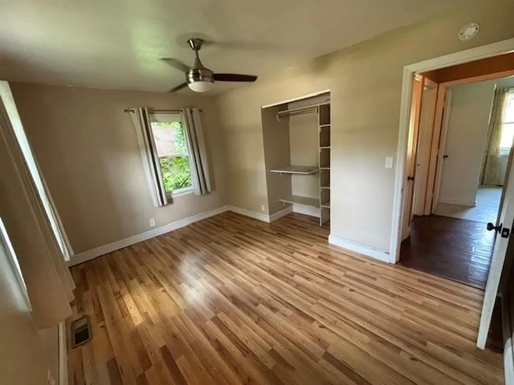 3527 Greentree Road Lexington KY 40517