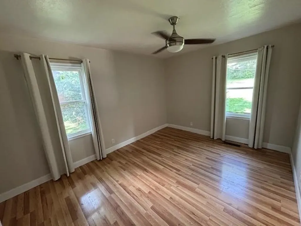 3527 Greentree Road Lexington KY 40517
