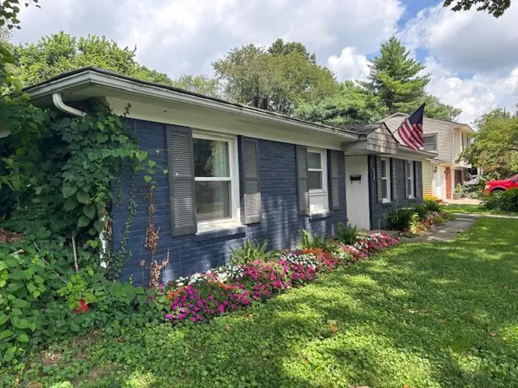 3527 Greentree Road Lexington KY 40517