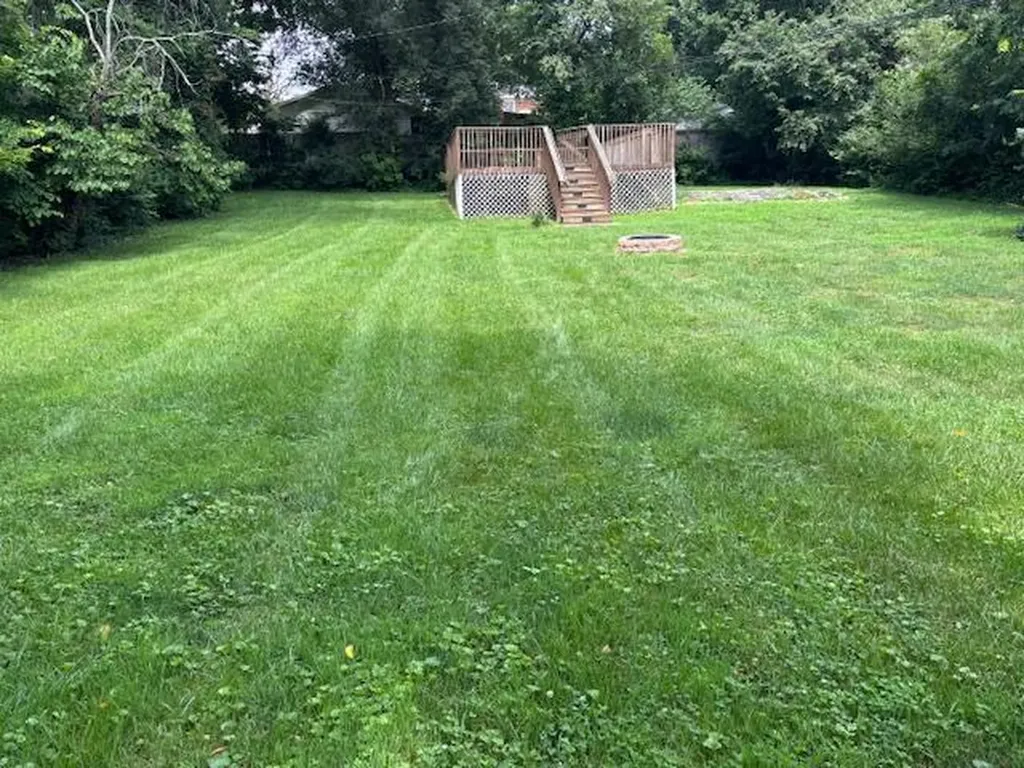 3527 Greentree Road Lexington KY 40517