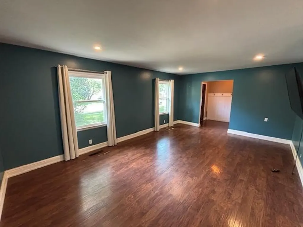 3527 Greentree Road Lexington KY 40517